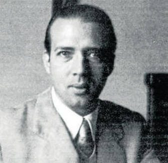 JE-Cirlot Juan Eduardo Cirlot portrait, black and white.